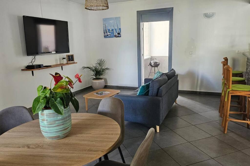 Au Coin Du Phare Apartment Goyave Exterior photo